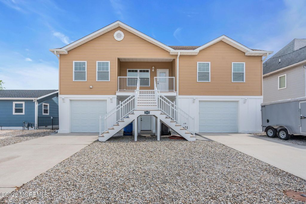 1819 Lookout Drive, Toms River, NJ 08753