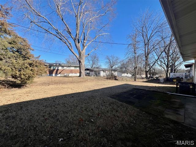 1715 Beecher Drive, Dellwood, MO 63136