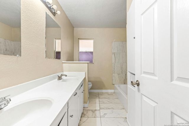 527 Creath, San Antonio, TX 78221