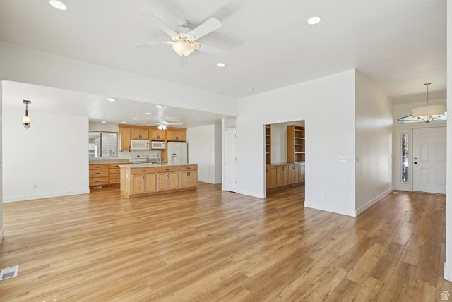 4091 W SWENSEN FARM DR, Riverton, UT 84096