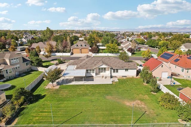 4091 W SWENSEN FARM DR, Riverton, UT 84096