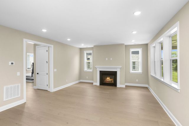 5958 Hunt Valley Drive, Spring Hill, TN 37174