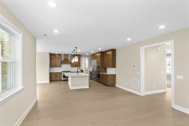 5958 Hunt Valley Drive, Spring Hill, TN 37174