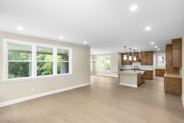 5958 Hunt Valley Drive, Spring Hill, TN 37174