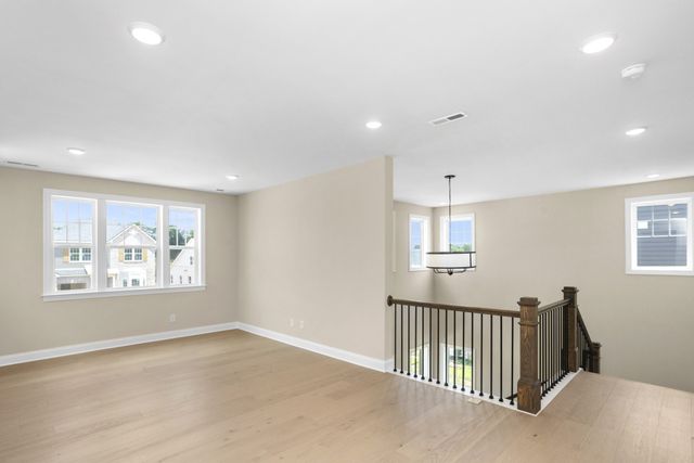 5958 Hunt Valley Drive, Spring Hill, TN 37174