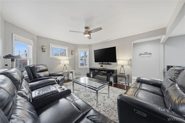 61 5th Avenue, North Tonawanda, NY 14120