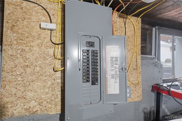 61 5th Avenue, North Tonawanda, NY 14120