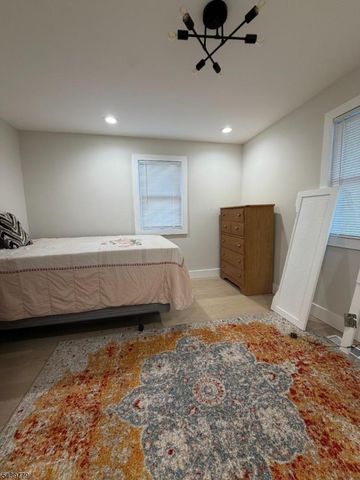13 1St Street, Mahwah Twp., NJ 07430