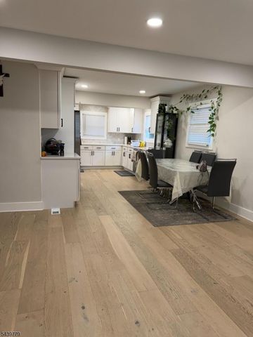 13 1St Street, Mahwah Twp., NJ 07430