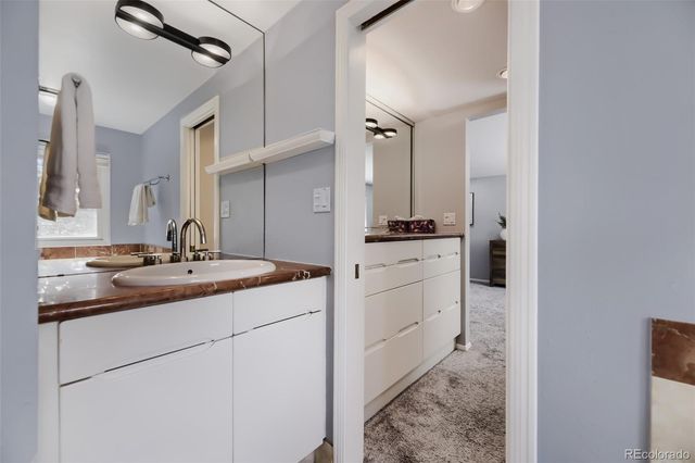 3141 S Jasmine Way, Denver, CO 80222
