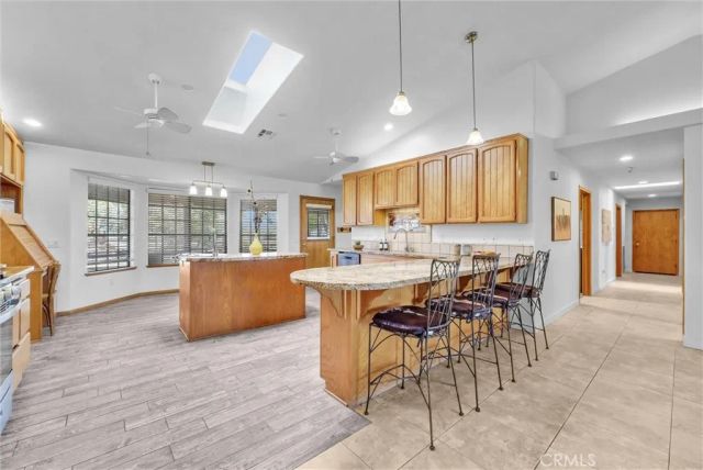 7854 Oak hills Rd, Oak Hills, CA 92344