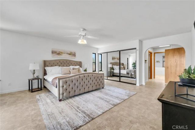 7854 Oak hills Rd, Oak Hills, CA 92344