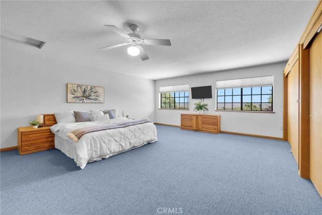 7854 Oak hills Rd, Oak Hills, CA 92344