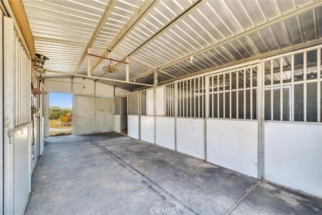 7854 Oak hills Rd, Oak Hills, CA 92344