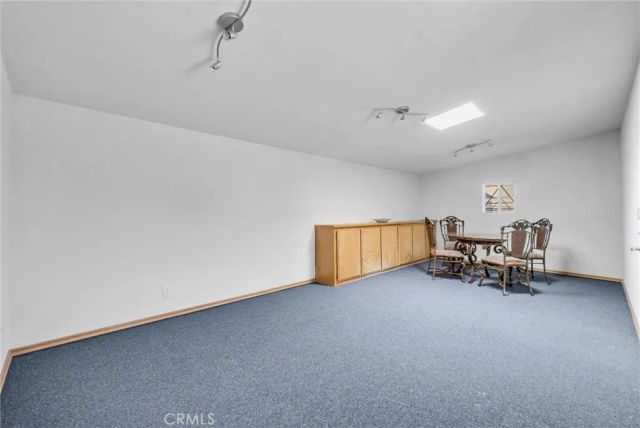 7854 Oak hills Rd, Oak Hills, CA 92344