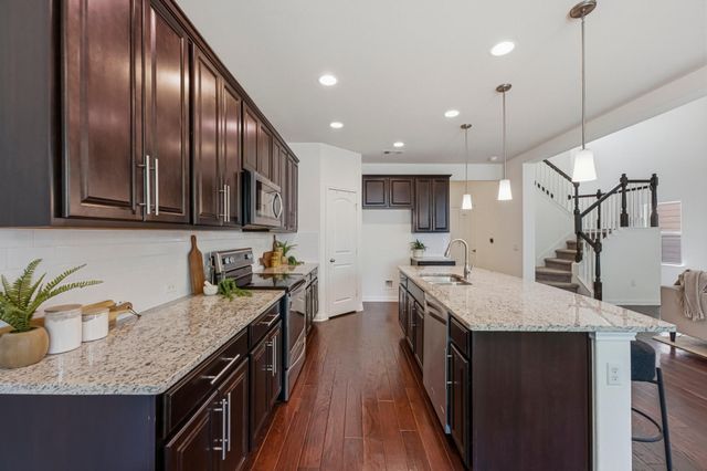 10700 Tramonto DR, Austin, TX 78748