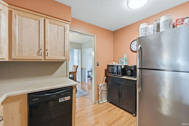 4309 Reed Road, Fort Wayne, IN 46815