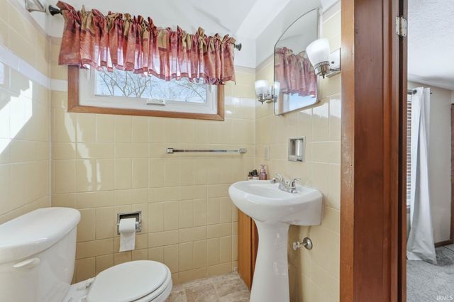 4309 Reed Road, Fort Wayne, IN 46815