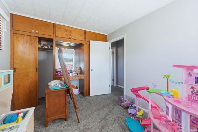 4309 Reed Road, Fort Wayne, IN 46815