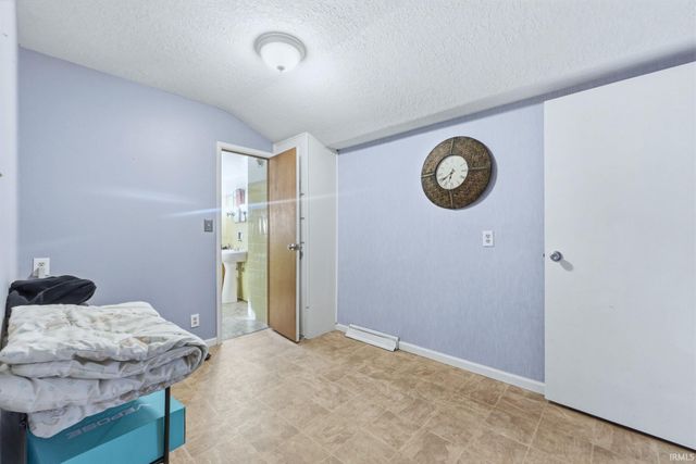 4309 Reed Road, Fort Wayne, IN 46815