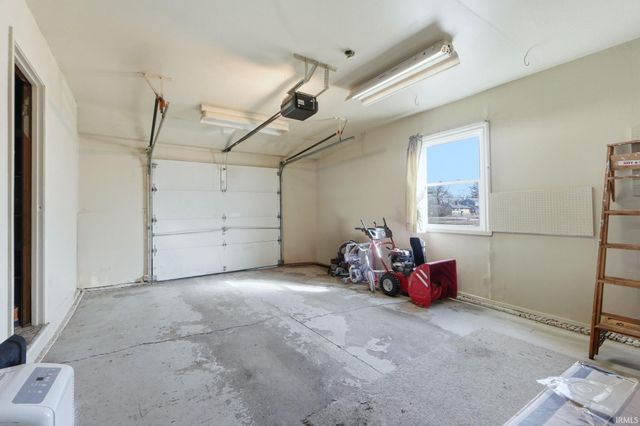 4309 Reed Road, Fort Wayne, IN 46815