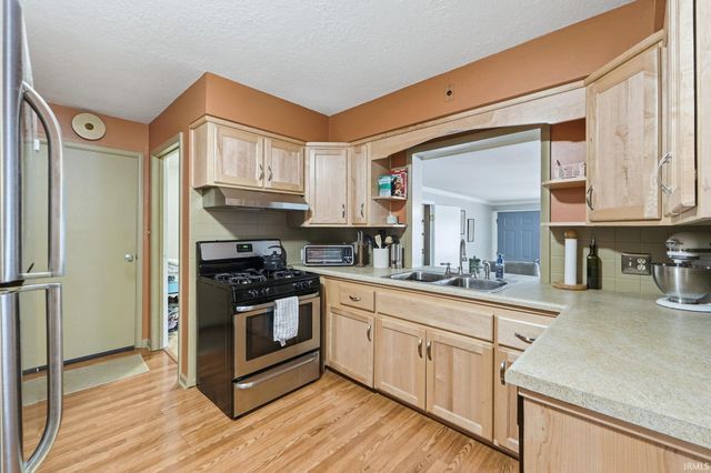 4309 Reed Road, Fort Wayne, IN 46815