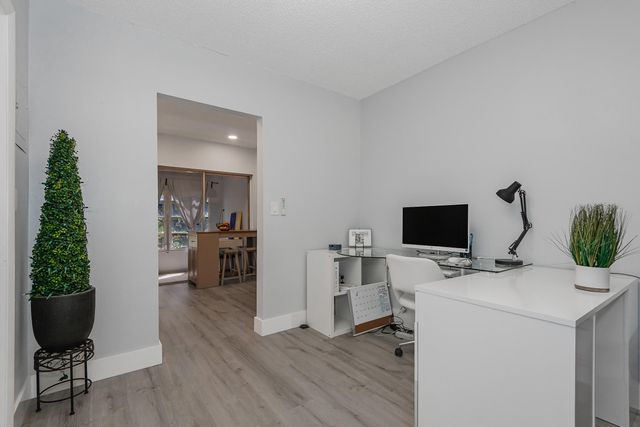 7610 NW 1ST Street 205, Margate, FL 33063