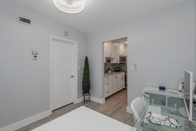 7610 NW 1ST Street 205, Margate, FL 33063
