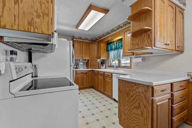 606 BRAGG STREET, Fond Du Lac, WI 54935