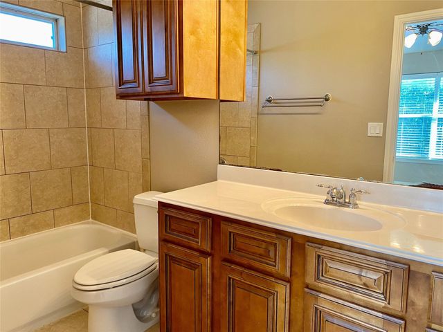 7504 Bennett Ave B, Austin, TX 78752