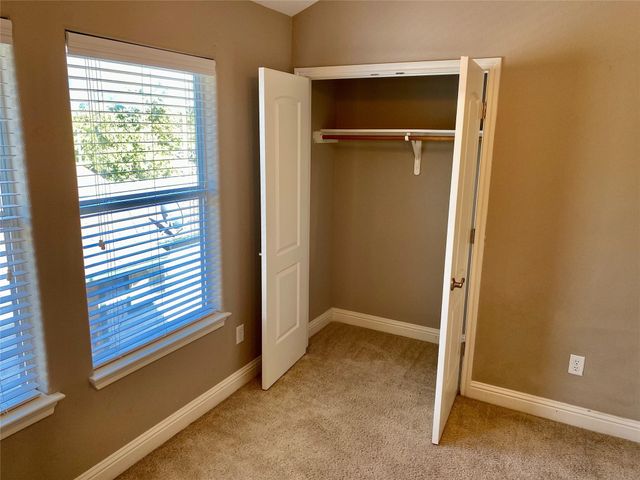 7504 Bennett Ave B, Austin, TX 78752