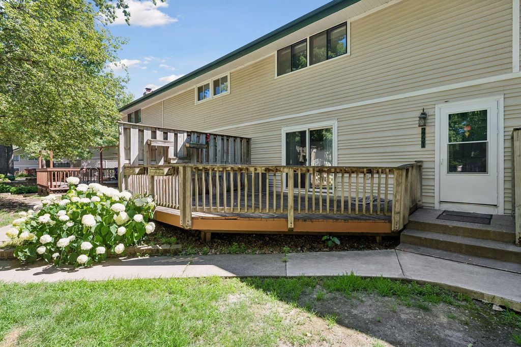2721 Upland Court, Plymouth, MN 55447 — photo 2