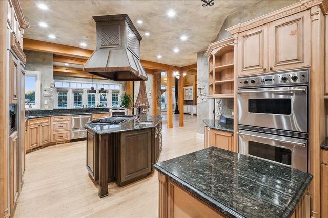 4349 Island View Drive, Fenton, MI 48430