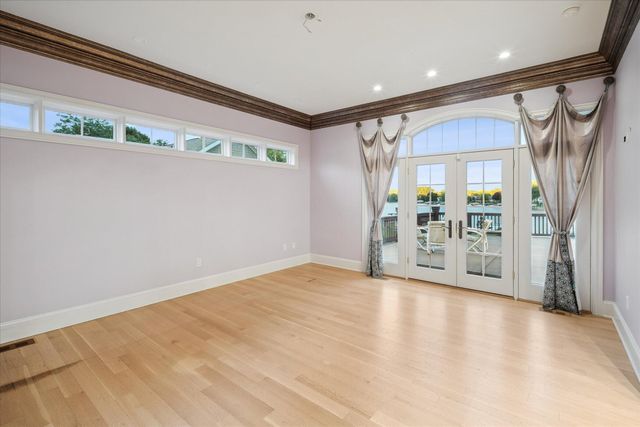 4349 Island View Drive, Fenton, MI 48430