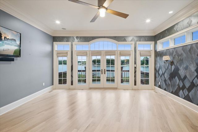 4349 Island View Drive, Fenton, MI 48430