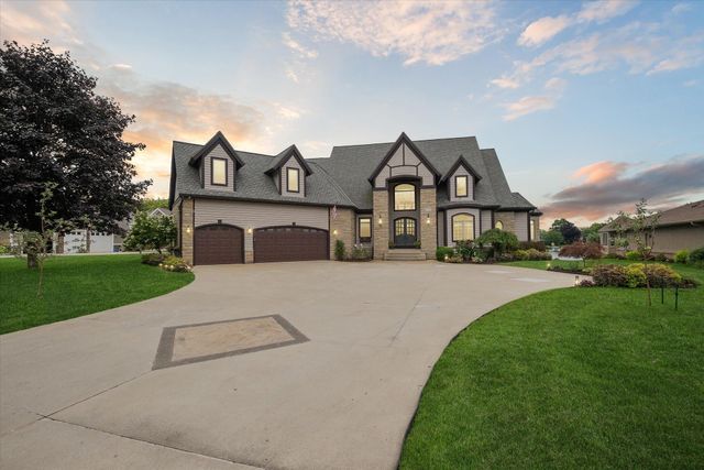 4349 Island View Drive, Fenton, MI 48430