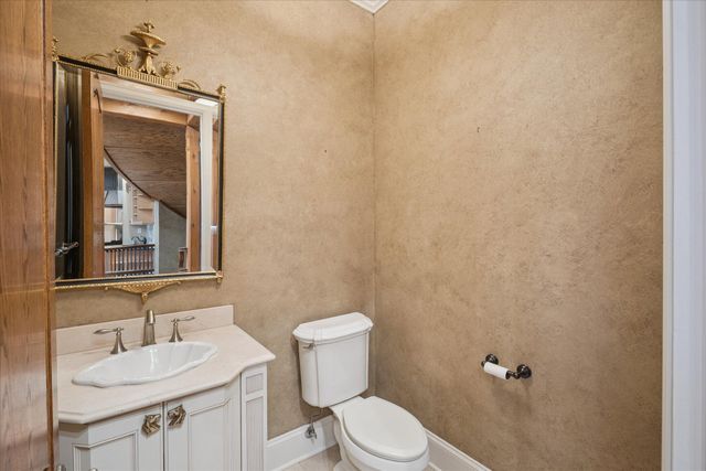 4349 Island View Drive, Fenton, MI 48430