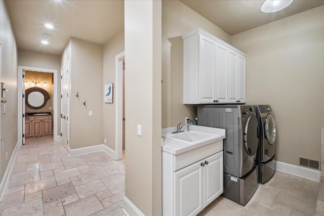 4349 Island View Drive, Fenton, MI 48430