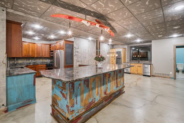 4349 Island View Drive, Fenton, MI 48430