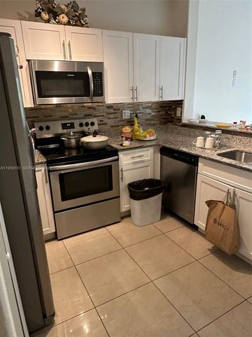 2551 SE 16th Ter 103, Homestead, FL 33035