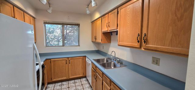 3849 N Pasatiempo Place, Tucson, AZ 85705