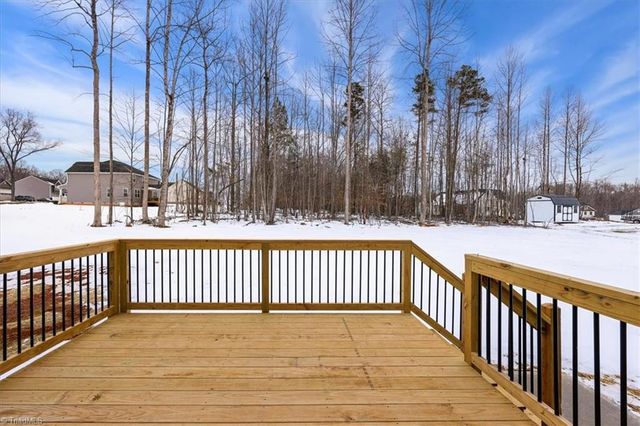 6407 Gardenview Road 33, Pleasant Garden, NC 27313