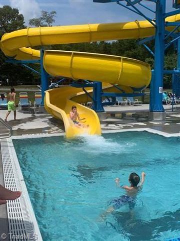 6407 Gardenview Road 33, Pleasant Garden, NC 27313