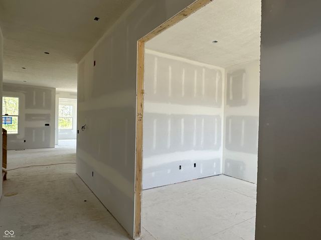 5572 Brook Hill Road, Avon, IN 46123