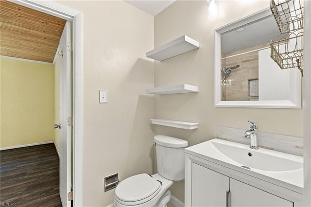 1004 Myrtle CT, Newport News, VA 23608