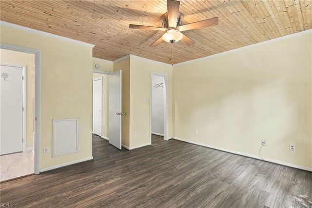 1004 Myrtle CT, Newport News, VA 23608