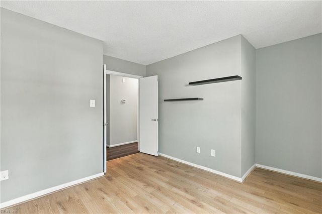 1004 Myrtle CT, Newport News, VA 23608