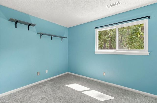 1004 Myrtle CT, Newport News, VA 23608
