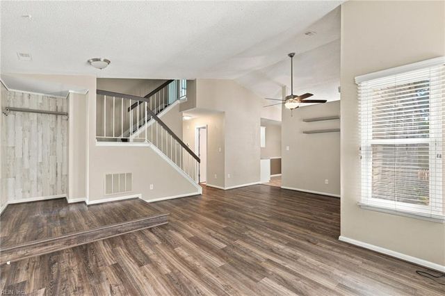 1004 Myrtle CT, Newport News, VA 23608