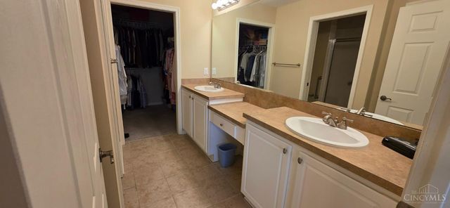 1414 Cotswold Lane, Hamilton, OH 45013